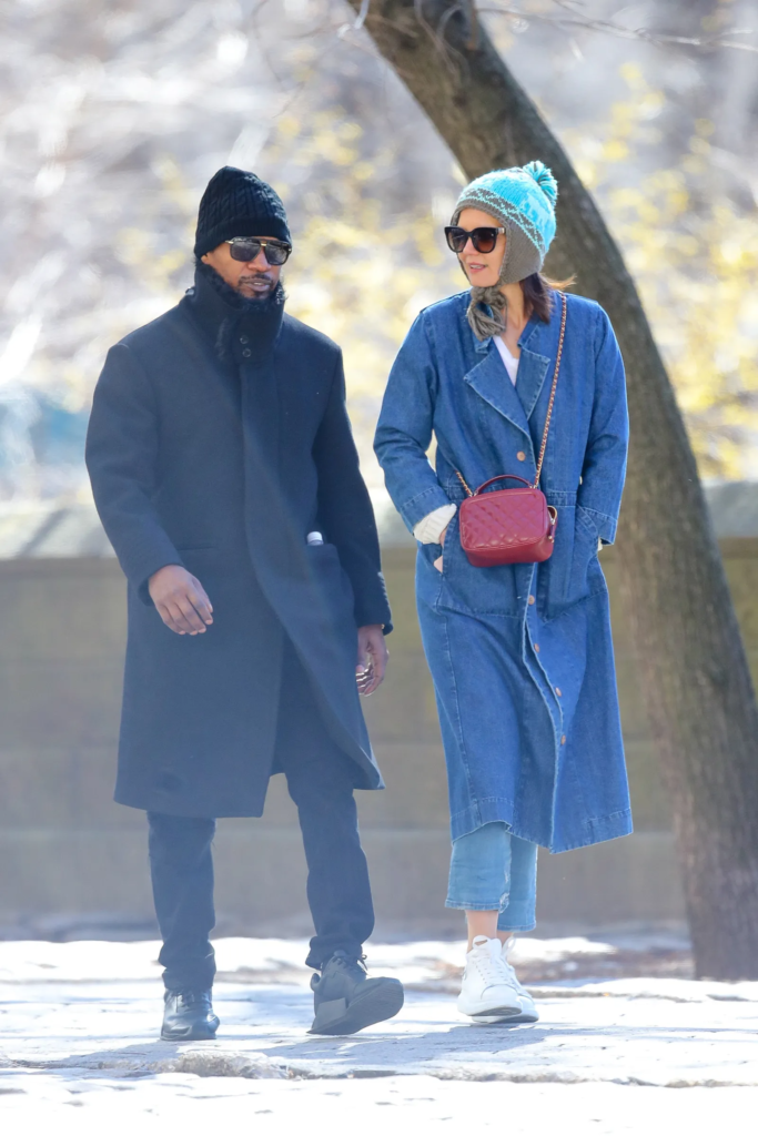 Katie Holmes and Jamie Foxx walking