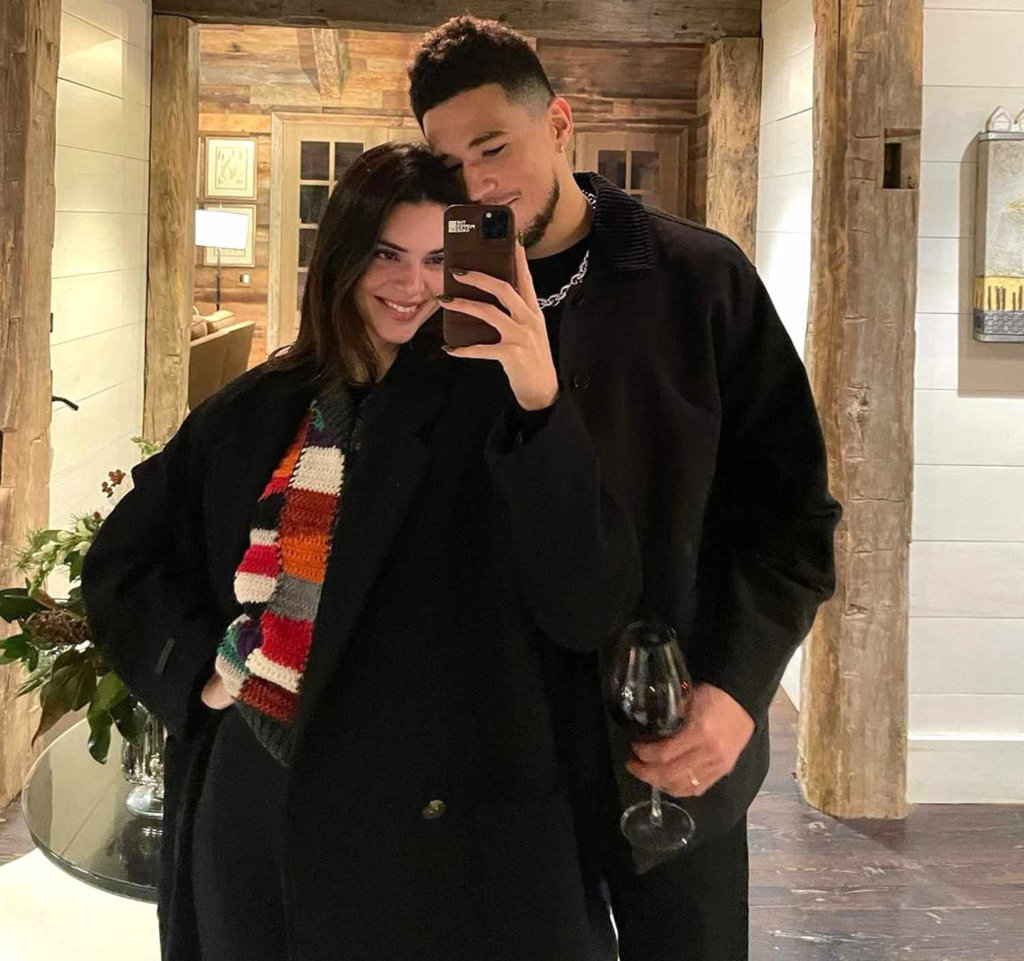 Kendall Jenner and Devin Booker mirror selfie